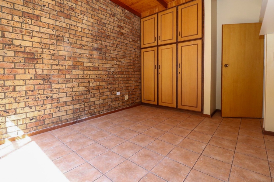 To Let 3 Bedroom Property for Rent in Irene Park North West
